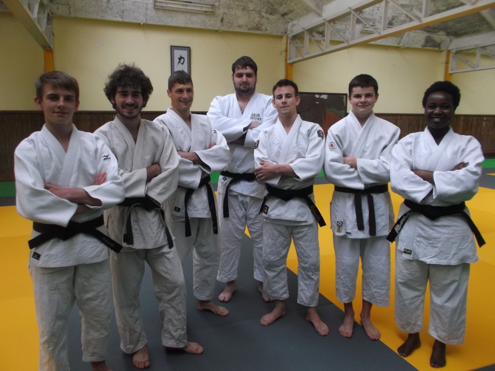 Examens de kata et Tournoi de grades : 4 deuxième dan promus !