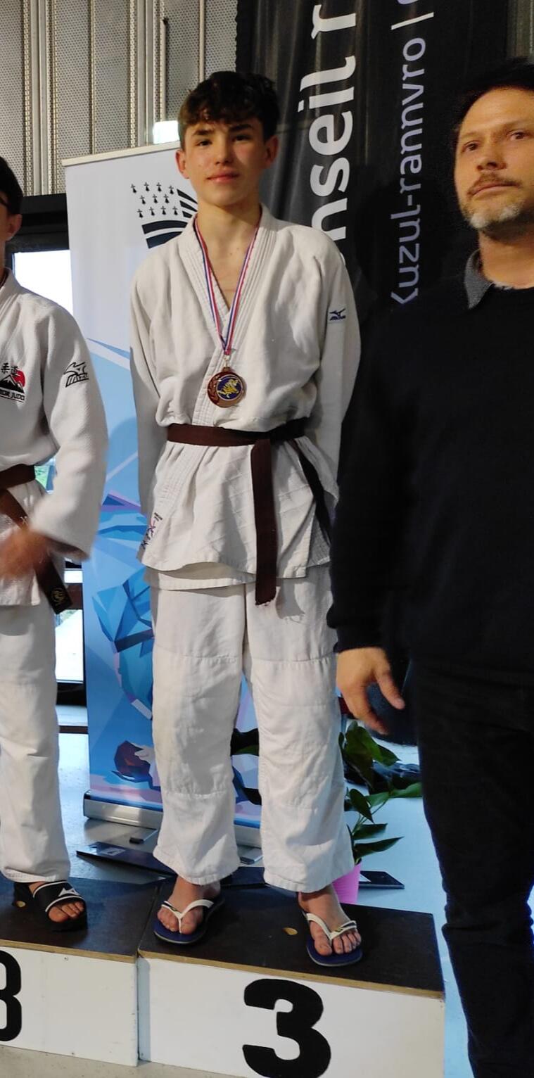 ALEX FICHOU qualifié au critérium national cadet