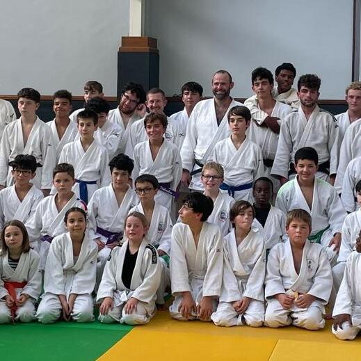 TATSUTO SHIMA , un passage au dojo remarquable.